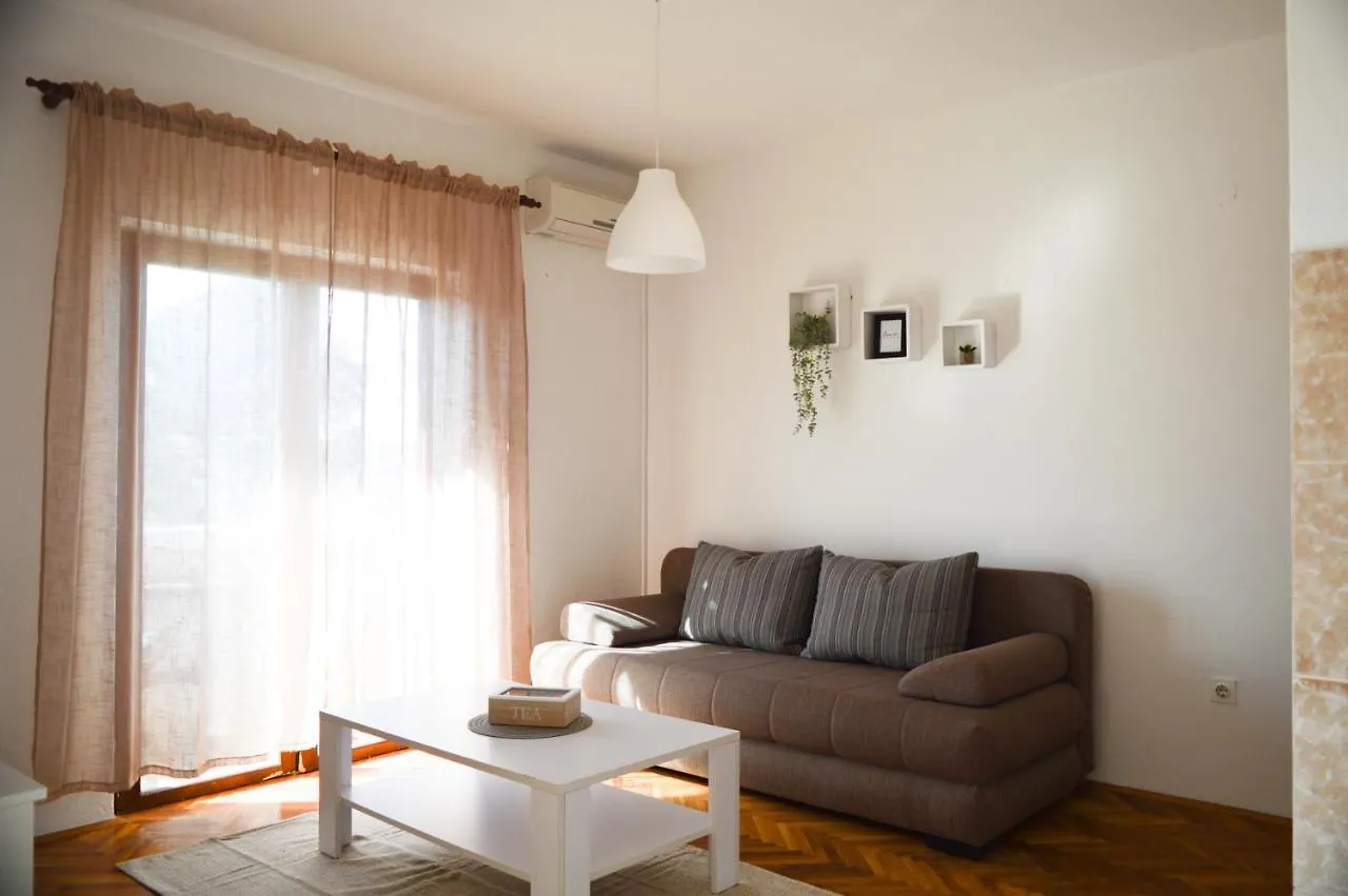 Apartman Lovren Povljana Apartment