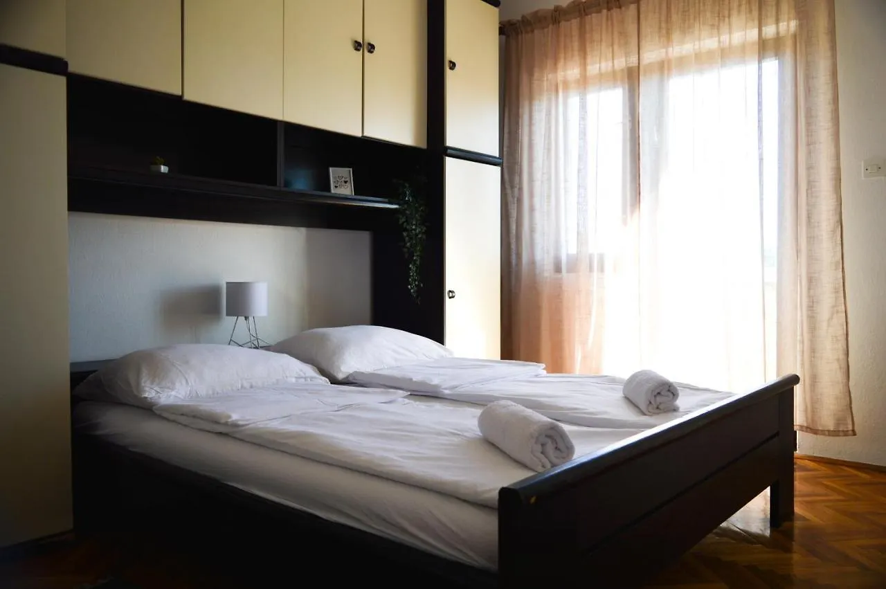 Homestay Apartman Lovren Povljana Apartment Croatia