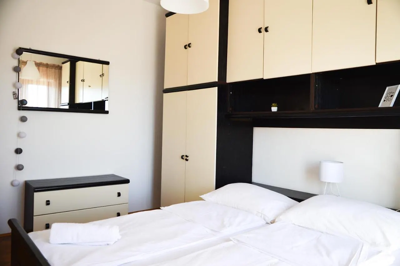 Apartman Lovren Povljana Apartment 0*,  Croatia
